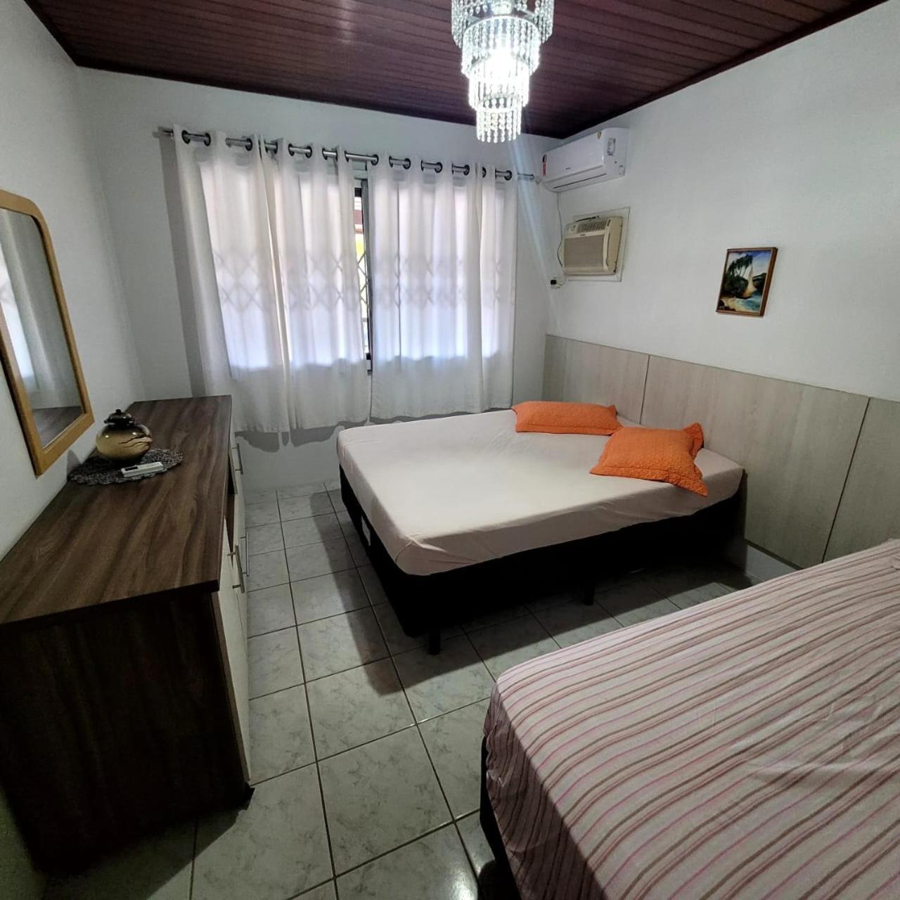 Bombinhas Brasil Residence II Guest House No Centro Экстерьер фото